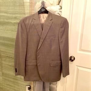 Peter Miller beige / light grey men’s suit. Sized 44 jacket, pants are sized 36